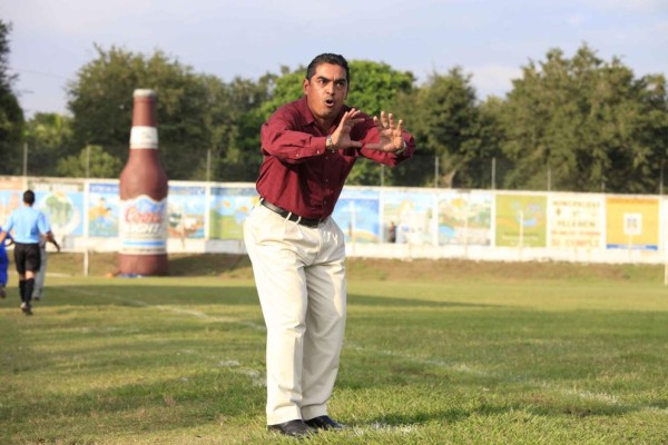¡Tristemente se suma uno más! Futbolistas y árbitros que salieron huyendo de Honduras por amenazas