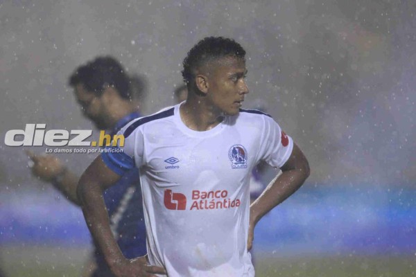 La tristeza de los jugadores del Olimpia tras perder la final ante Motagua