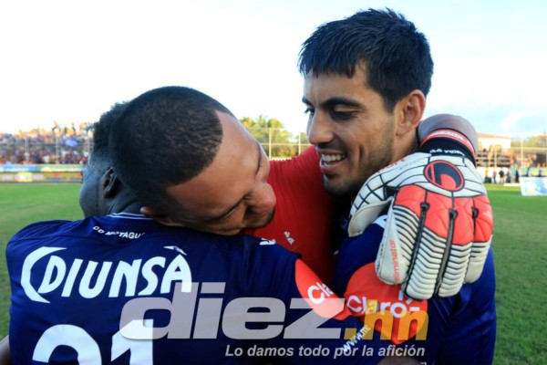 ¡JÚBILO! Los motagüenses se tomaron Puerto Cortés celebrando la copa 14