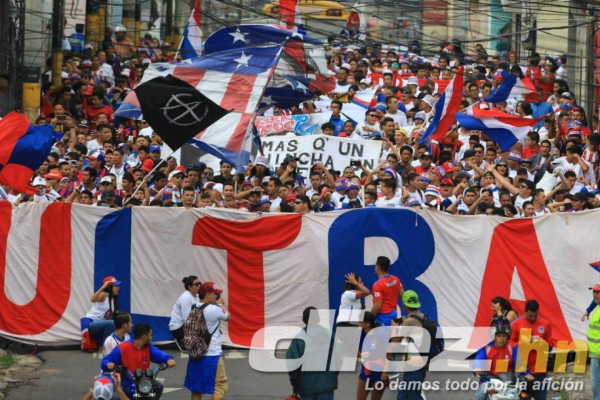 La Ultra Fiel se roba el show en el clásico Olimpia-Motagua