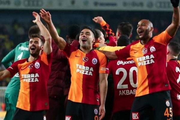 Una hasta con público: Las ligas de fútbol que se mantienen activas a pesar del Coronavirus&nbsp;&nbsp;