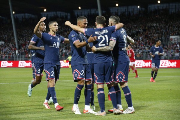 ¿Real Madrid? Bronca de Mbappé tras salir de cambio, abucheado por los hinchas del PSG y la prohibición del Brest por Messi