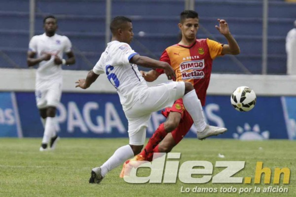 Ante poco público se jugó en Tegucigalpa el clásico moderno entre Olimpia y Real España