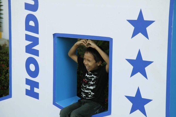 ¡Honduras-Panamá! Las mejores imágenes del ambiente en el estadio Olímpico