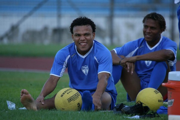 FOTOS: Emil Martínez, el hombre al que la rodilla le rompió su sueño