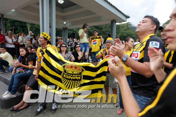 La emotiva despedida a Mario Verdial.