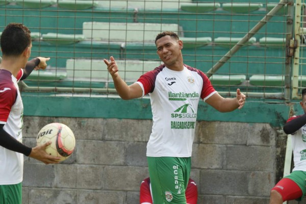 Futuro de Marathón: ¿Quiénes se van, quiénes se quedan y quiénes llegarían?