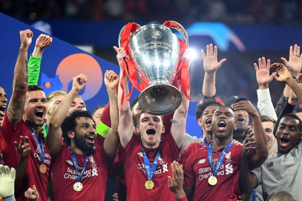 Andrew Robertson, el futbolista que pedía trabajo por Twitter y terminó levantando la Champions
