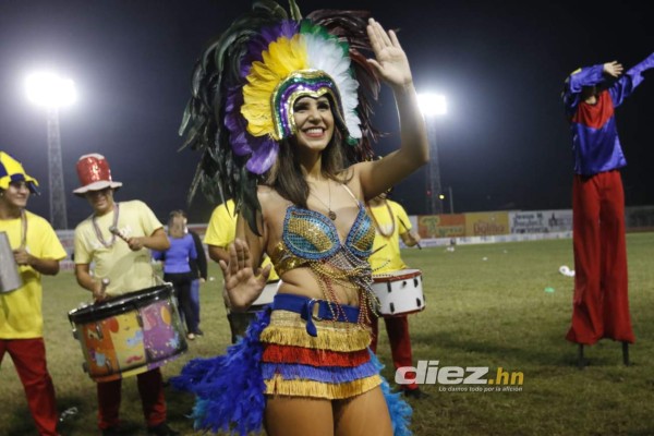 Fiesta y pura belleza: El ambientazo con el que arrancó el torneo Clausura 2020 en Honduras