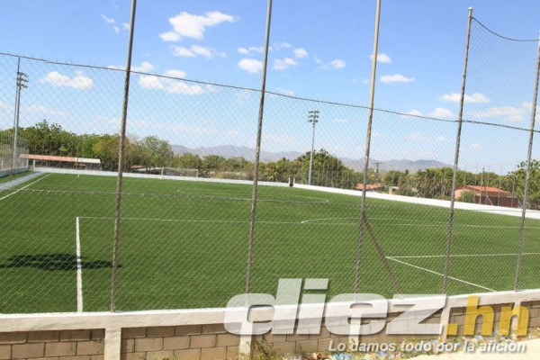 Las cinco canchas de fútbol 11 que son sintéticas en Choluteca