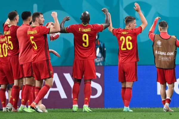 Esposa de Eriksen se descontrola tras ver al futbolista tendido en el suelo; el hermoso gesto de Lukaku