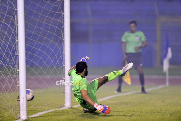 El abrazo de Pedro Troglio a Ramiro, tierno beso a Cristian Cálix y la pelea entre Leverón y Delis
