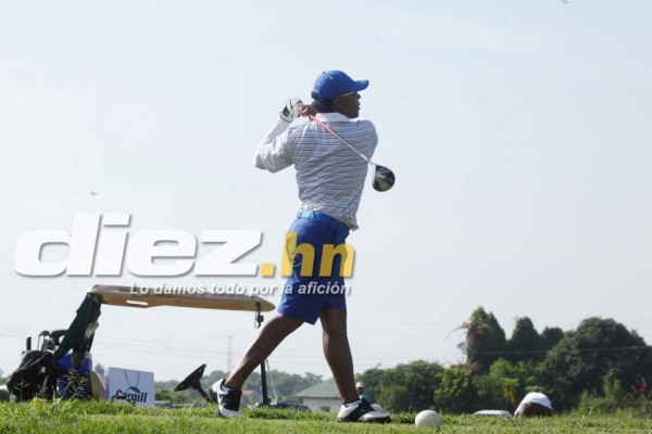 La trayectoria de Carlos Pavón en imágenes