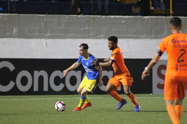 NO VISTE EN TV: Fiesta Azul en las gradas, bronca y celebraciones en Nicaragua