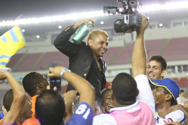 Jugadores que han llegado a Honduras con porte de figuras