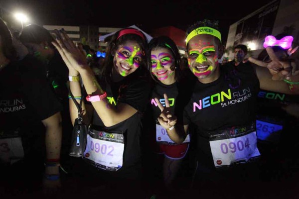 San Pedro Sula brilló con el 'Neo Run'