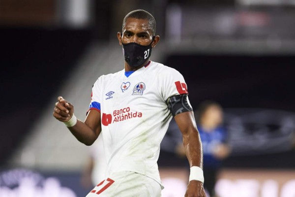 El panorama de los legionarios en el mercado de fichajes: Unos van y otros vienen... ¿qué pasará con Elis y Choco?