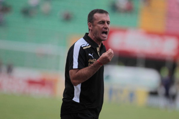 Danilo Tosello no se confía pese al mal momento de Marathón