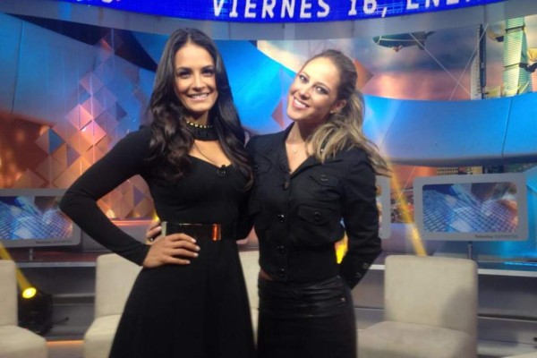 Presentadoras de Televisa, 'manoseadas' en la Copa Oro&nbsp;&nbsp;