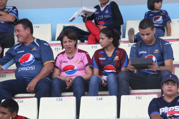 El ambiente previo al clasico Motagua vrs Marathon.