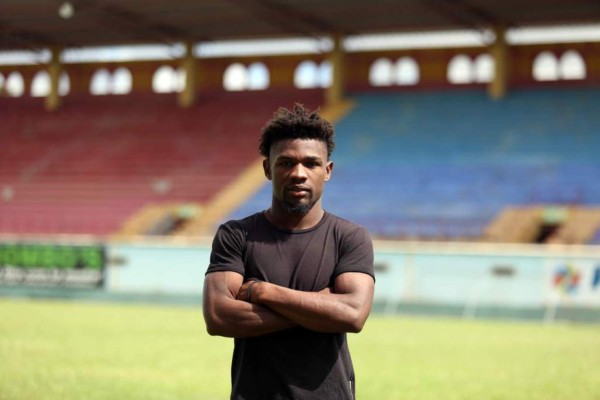 MERCADO: Motagua oficializó refuerzo pero se fue Carlos Discua; Sambulá a punto de volver