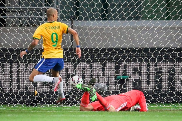Brasil venció 2-0 a México en amistoso hacia la Copa América