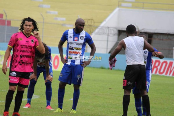 Las dos caras: Alegría y desconsolación de la eliminación del Victoria ante San Juan