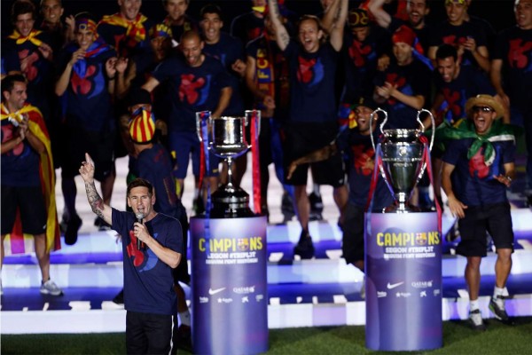 Barcelona celebra en su ciudad el título de Champions