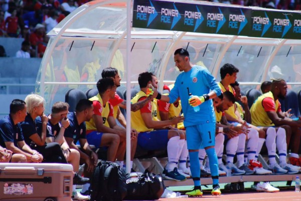 EN FOTOS: Así fue el homenaje que le dieron a Keylor Navas en Costa Rica