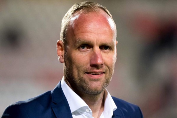 La dura enfermedad de Van Dijk: Estuvo a punto de morir y hasta llegó a escribir su testamento