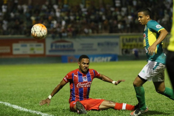 Las imágenes que no se vieron por TV del juego entre Juticalpa y Olimpia