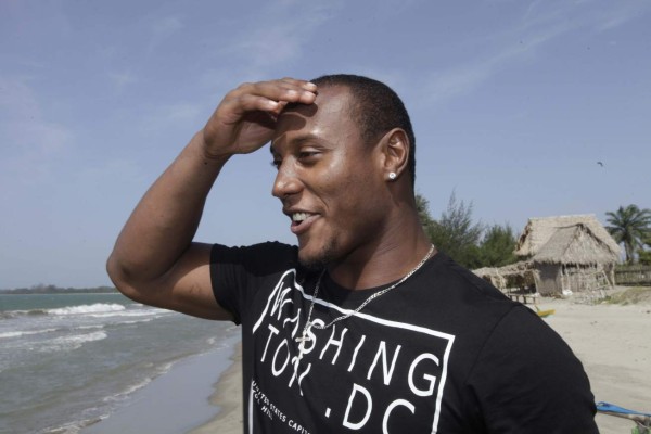 Kevin Mejía medallista de plata en los Juegos Panamericanos de Toronto 2015.