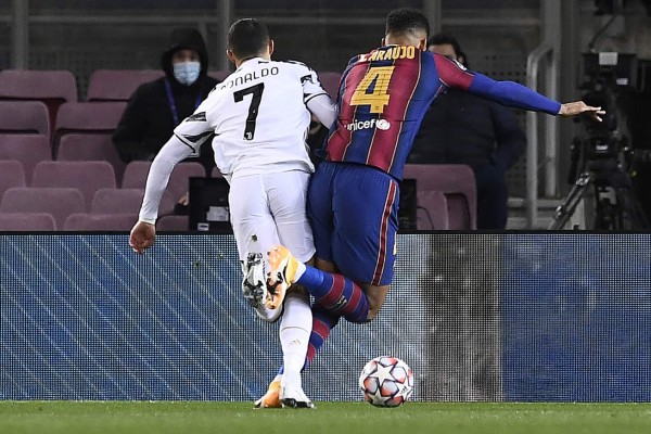 Messi y los futbolistas señalados en la actual crisis del Barcelona luego de caer ante Cristiano y la Juventus