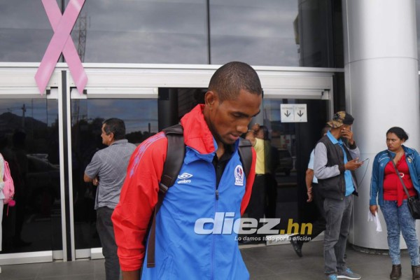 Los rostros de impotencia: Así regresó Olimpia tras ser vapuleado por Saprissa en Costa Rica