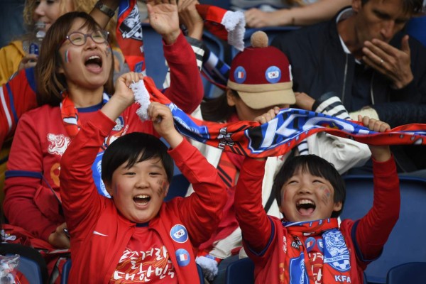 Baile, música y emoción: Francia arrolla en su debut en el Mundial Femenino&nbsp;&nbsp;