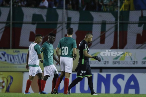 La furia de Denovan, la mascota de UPNFM y el ambientazo de la hinchada de Marathón