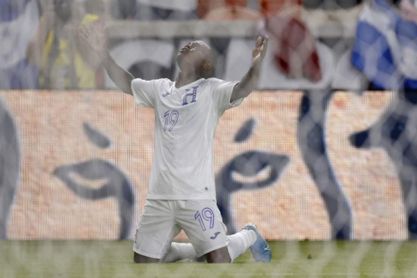 No se vio en TV: Locura por Quioto, la euforia de Elis y las esposas de los jugadores hondureños