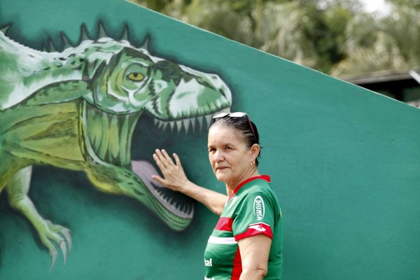 Chicas súper sexys, calor y mucha seguridad; lo mejor del derbi Marathón-Real España