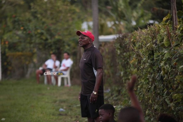 Flashazos: Escauteo de 'Chico' Pavón en busca de jóvenes promesas para Olimpia