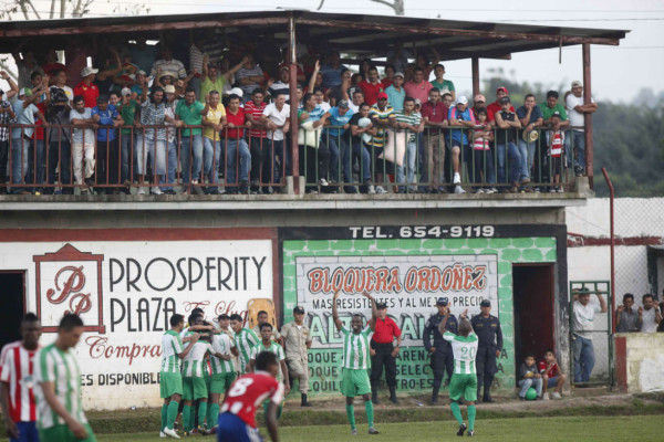Juticalpa pega primero en la final de liga de ascenso .de liga de ascenso ..