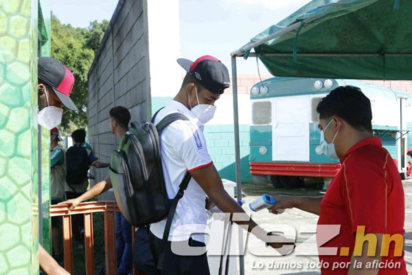 No se vio en TV: La pelea de Pedro Troglio al final del partido entre Olimpia y Marathón