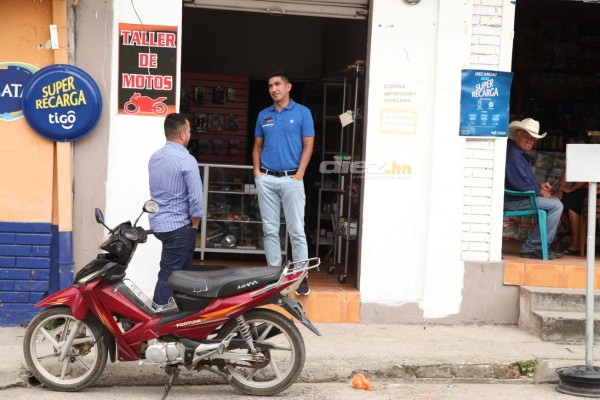 Entre repuestos, café y vacas, Irvin Reyna se olvida del fútbol en Siguatepeque