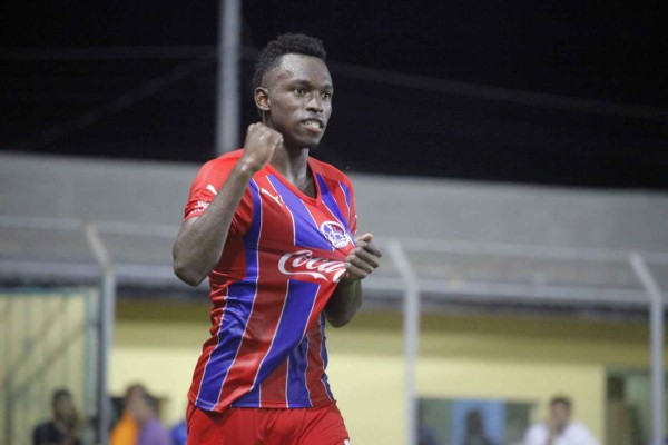 Los mejores jugadores de la Liga Nacional de Honduras para Darío Welcome