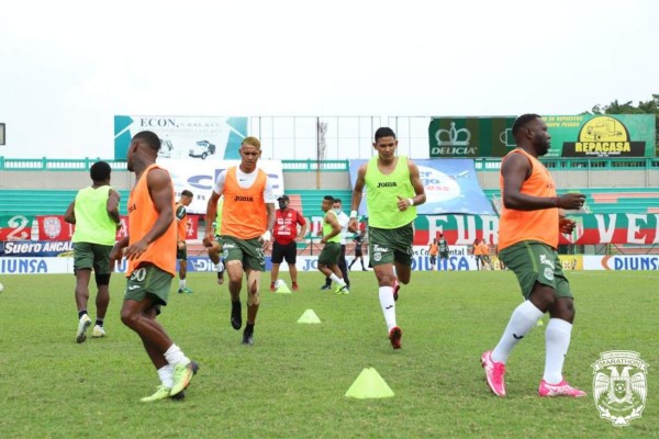 Marathón, un barco a la deriva que no tiene definido a su capitán ni fecha de inicio de pretemporada