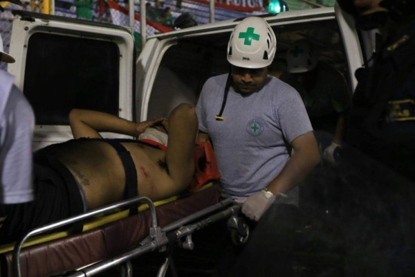FOTOS: Un herido deja tiroteo a la barra de Marathón
