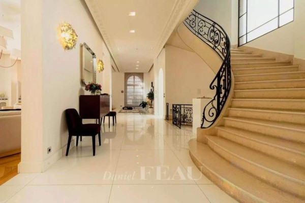 ¡Un paraíso! Las millonarias mansiones que el PSG está buscando a Messi para que viva en París