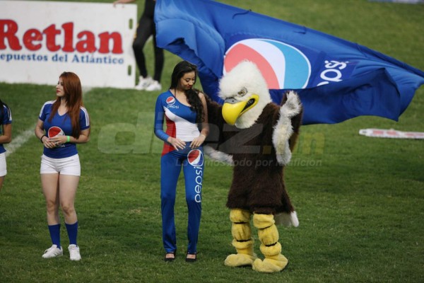 ¡DE INFARTO! Las fotos más atrevidas e inadvertidas de las edecanes de Liga Nacional&nbsp;&nbsp;