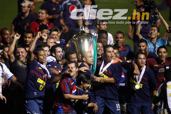 Imágenes de las últimas finales entre Olimpia y Motagua