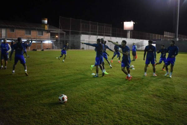Fotos: Honduras alista el juego con Paraguay con Najar y legionarios de MLS