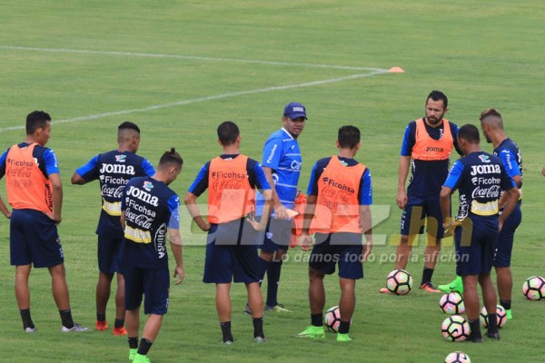 Las imágenes que dejó el primer entreno de Honduras de cara a la Copa Oro